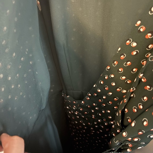 Max Studio Green Wrap Dress - Picture 5 of 8